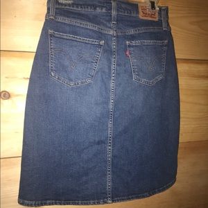 Knee Length Levi skirt